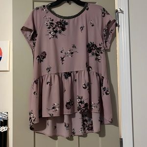 Short sleeve peplum top